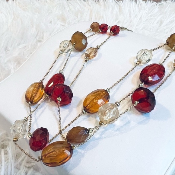 Pretty multi strand, red, clear and orange costume necklace - Picture 7 of 8